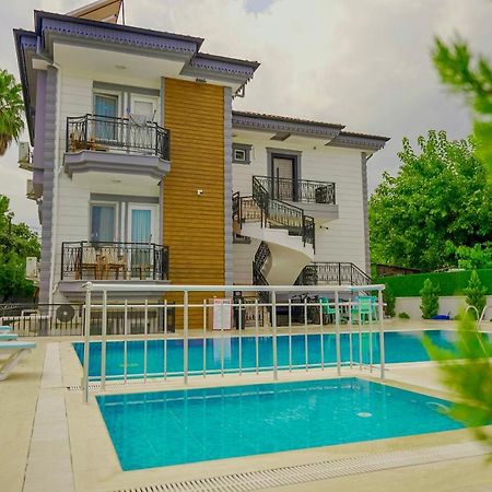 كمر Roxapart Hotel المظهر الخارجي الصورة