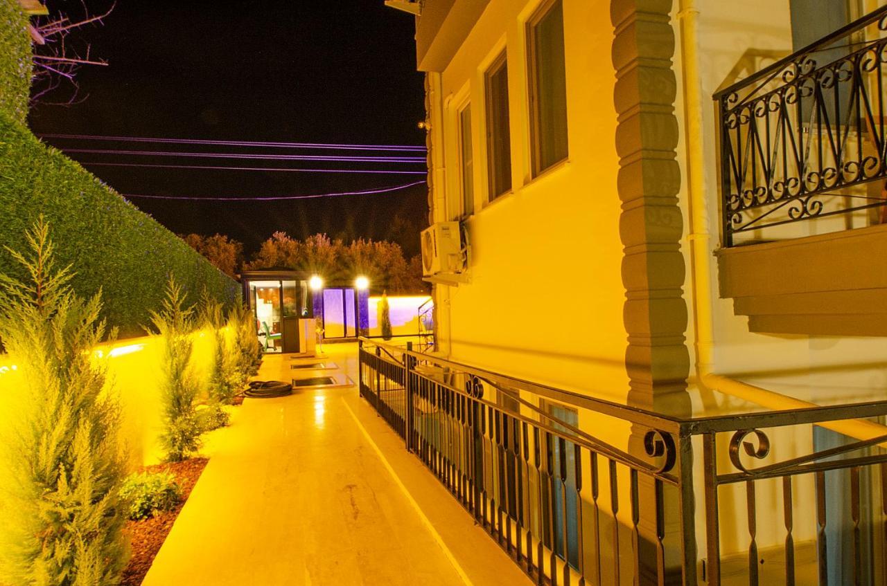 كمر Roxapart Hotel المظهر الخارجي الصورة