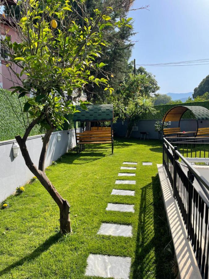 كمر Roxapart Hotel المظهر الخارجي الصورة
